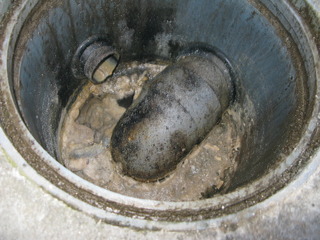 簡単な排水管の洗浄方法3つ：高圧洗浄が必要な場合その2