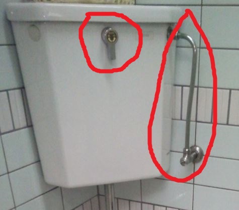トイレタンクの外からの水漏れ直し方:レバーや給水管を確認