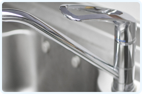 蛇口・混合栓の水漏れの原因と修理方法